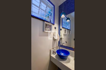 Lavabo  de casa à venda com 4 quartos, 250m² em Cidade Líder, São Paulo