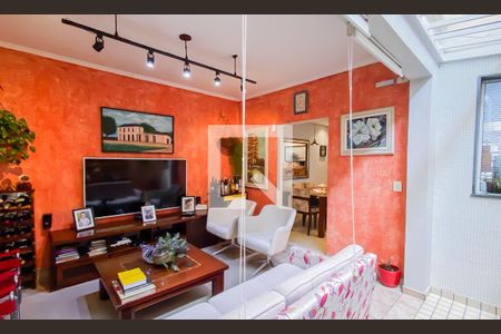 Casa à venda com 4 quartos, 250m² em Cidade Líder, São Paulo