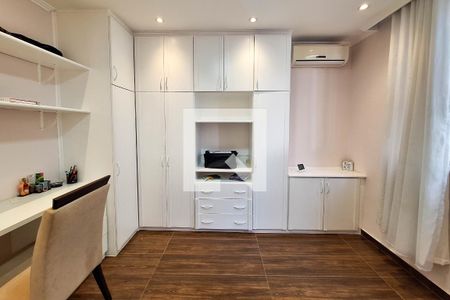 Quarto 1 de apartamento à venda com 3 quartos, 130m² em Icaraí, Niterói