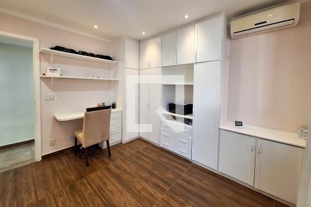 Quarto 1 de apartamento à venda com 3 quartos, 130m² em Icaraí, Niterói