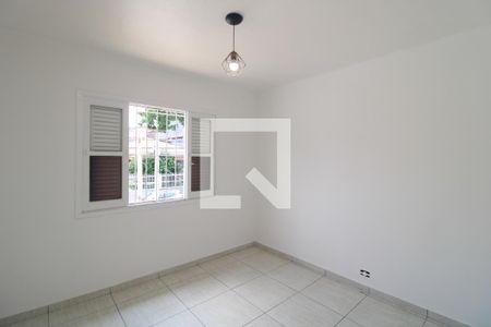 Quarto 1 de casa para alugar com 2 quartos, 90m² em Interlagos, São Paulo