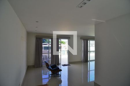 Apartamento à venda com 3 quartos, 200m² em Barra da Tijuca, Rio de Janeiro