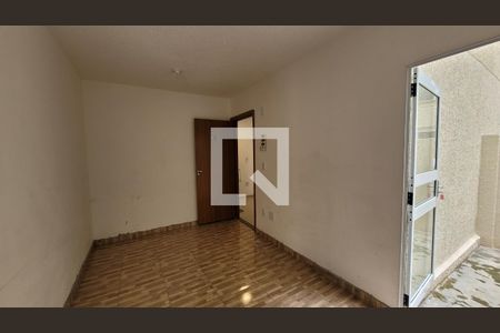 Apartamento para alugar com 2 quartos, 52m² em Vila Maria Augusta, Itaquaquecetuba