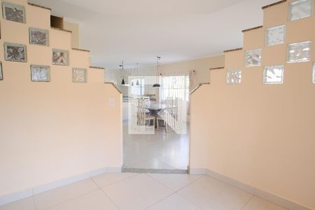 Sala de TV de casa para alugar com 3 quartos, 205m² em Vila Beatriz, São Paulo