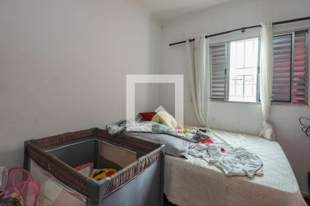Quarto  de casa para alugar com 2 quartos, 100m² em Nucleo Residencial Isabela, Taboão da Serra