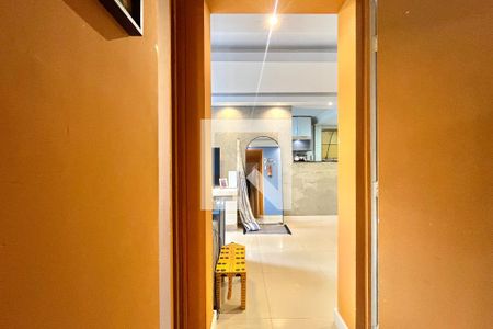 Corredor de apartamento para alugar com 2 quartos, 50m² em Jardim Oriental, São Paulo