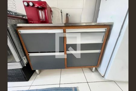 Cozinha de apartamento à venda com 2 quartos, 47m² em Quitaúna, Osasco