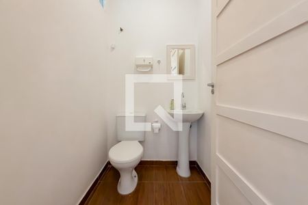 Lavabo de casa para alugar com 5 quartos, 100m² em Vila Mariana, São Paulo