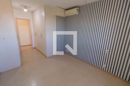 SUITE 1 de apartamento à venda com 3 quartos, 135m² em Vila Brandina, Campinas