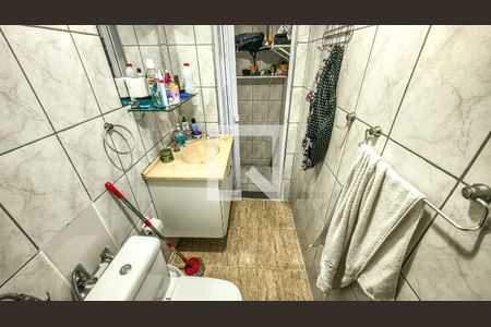 Banheiro de casa para alugar com 1 quarto, 80m² em Vila Progresso (zona Sul), São Paulo