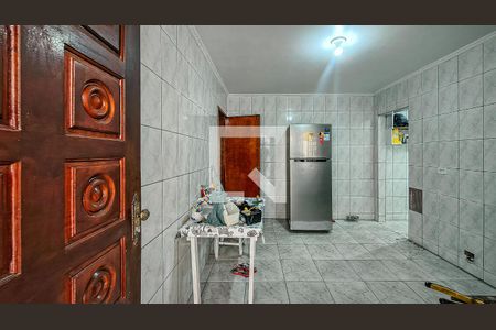 Cozinha de casa para alugar com 1 quarto, 80m² em Vila Progresso (zona Sul), São Paulo