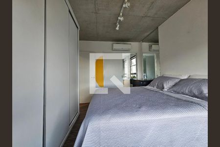 Suite de apartamento para alugar com 1 quarto, 70m² em Jardim das Acacias, São Paulo