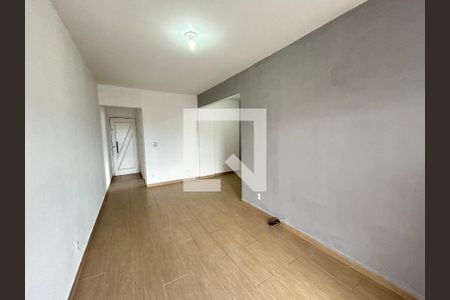 Sala de apartamento para alugar com 2 quartos, 63m² em Rocha Miranda, Rio de Janeiro