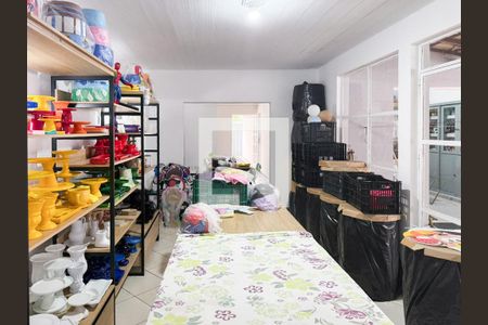 Casa à venda com 3 quartos, 200m² em Santa Helena, Belo Horizonte