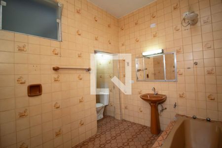 Banheiro de casa para alugar com 1 quarto, 80m² em Jardim Almeida Prado, Guarulhos