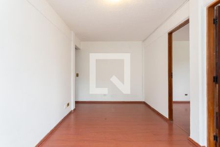 Sala de apartamento para alugar com 2 quartos, 50m² em Conjunto Habitacional Fazenda do Carmo, São Paulo