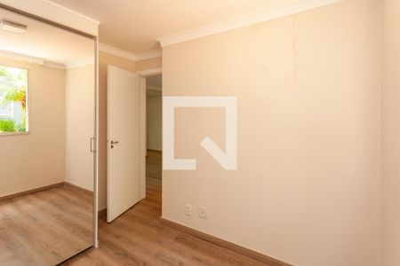 Quarto 1 de apartamento para alugar com 2 quartos, 48m² em Jardim Lallo, São Paulo