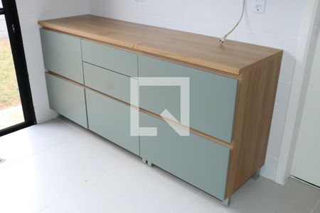 Casa de Condomínio para alugar com 3 quartos, 72m² em Jardim Ipes, Cotia