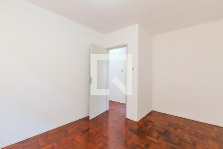 Quarto 2 de apartamento à venda com 2 quartos, 58m² em Medianeira, Porto Alegre