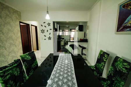 Sala de apartamento para alugar com 2 quartos, 96m² em Vila Tupi, Praia Grande