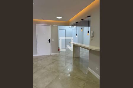 Sala de apartamento para alugar com 3 quartos, 90m² em Jardim Maria Rosa, Taboão da Serra