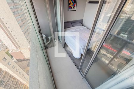 Varanda de kitnet/studio para alugar com 1 quarto, 25m² em Paraíso, São Paulo