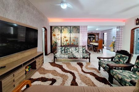 Sala 1 de apartamento à venda com 3 quartos, 165m² em Icaraí, Niterói