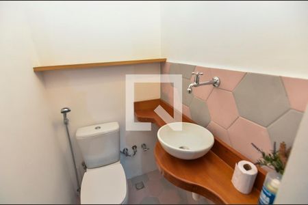 Lavabo de apartamento à venda com 2 quartos, 100m² em Tijuca, Rio de Janeiro