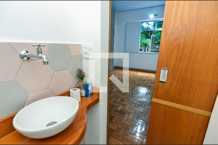 Lavabo de apartamento à venda com 2 quartos, 100m² em Tijuca, Rio de Janeiro