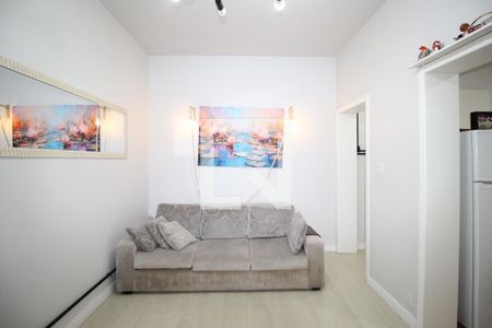 Sala de apartamento à venda com 2 quartos, 84m² em Petrópolis, Porto Alegre