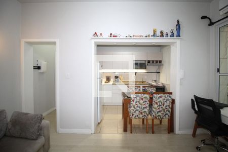 Sala de apartamento à venda com 2 quartos, 84m² em Petrópolis, Porto Alegre