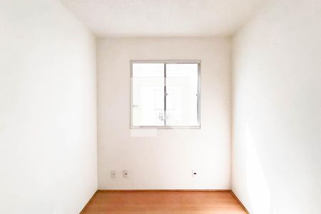 Quarto 1 de apartamento para alugar com 2 quartos, 48m² em Campo Grande, Rio de Janeiro