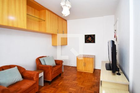 Sala de estar de apartamento para alugar com 1 quarto, 49m² em Cerqueira César, São Paulo