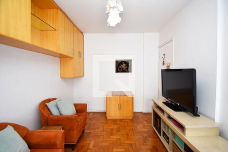 Sala de estar de apartamento para alugar com 1 quarto, 49m² em Cerqueira César, São Paulo
