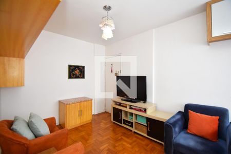 Sala de estar de apartamento para alugar com 1 quarto, 49m² em Cerqueira César, São Paulo