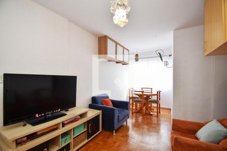 Sala de estar de apartamento para alugar com 1 quarto, 49m² em Cerqueira César, São Paulo