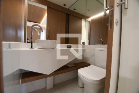Lavabo de apartamento à venda com 3 quartos, 116m² em Vila Brandina, Campinas