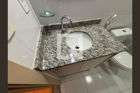 Banheiro de apartamento para alugar com 1 quarto, 43m² em Monte Castelo, São José dos Campos