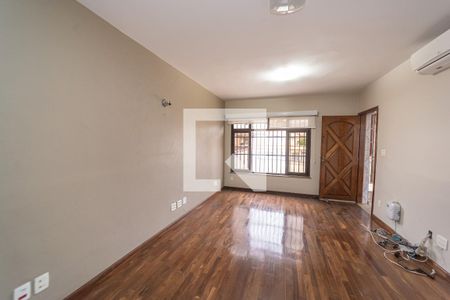 Sala de casa à venda com 2 quartos, 136m² em Vila Feliz, São Paulo