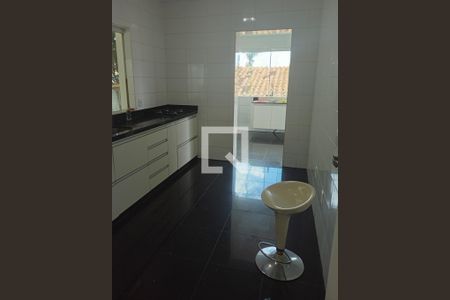Casa para alugar com 3 quartos, 1000m² em Joá, Lagoa Santa