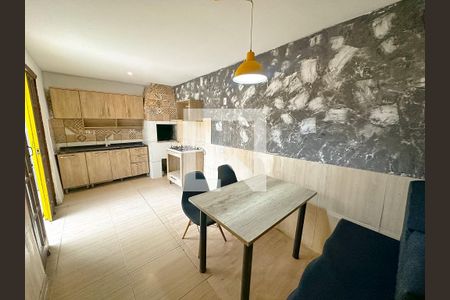 Sala de Jantar de apartamento para alugar com 2 quartos, 65m² em Ingleses do Rio Vermelho, Florianópolis