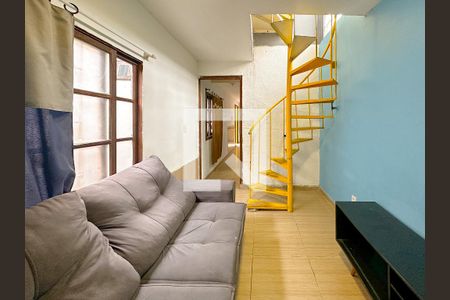 Sala de TV de apartamento para alugar com 2 quartos, 65m² em Ingleses do Rio Vermelho, Florianópolis