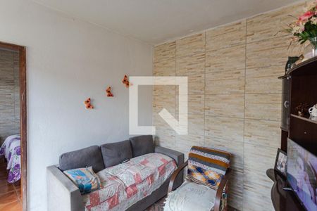 Sala  de casa à venda com 2 quartos, 90m² em Nossa Senhora da Saude, Belo Horizonte