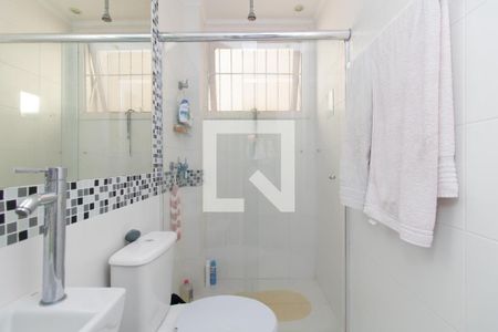 Banheiro de apartamento à venda com 1 quarto, 36m² em Petrópolis, Porto Alegre