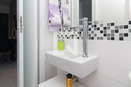 Banheiro de apartamento à venda com 1 quarto, 36m² em Petrópolis, Porto Alegre