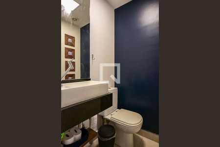 Lavabo de apartamento à venda com 3 quartos, 135m² em Jardim Caboré, São Paulo