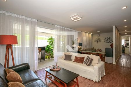 Sala de apartamento à venda com 3 quartos, 135m² em Jardim Caboré, São Paulo