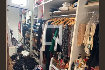 Casa à venda com 3 quartos, 227m² em Vila Progresso, Niterói