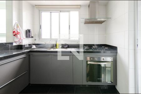 Cozinha de apartamento à venda com 4 quartos, 120m² em Sagrada Família, Belo Horizonte