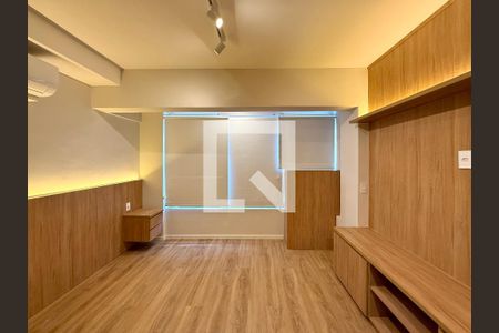 Quarto de kitnet/studio para alugar com 0 quarto, 24m² em Vila Cordeiro, São Paulo